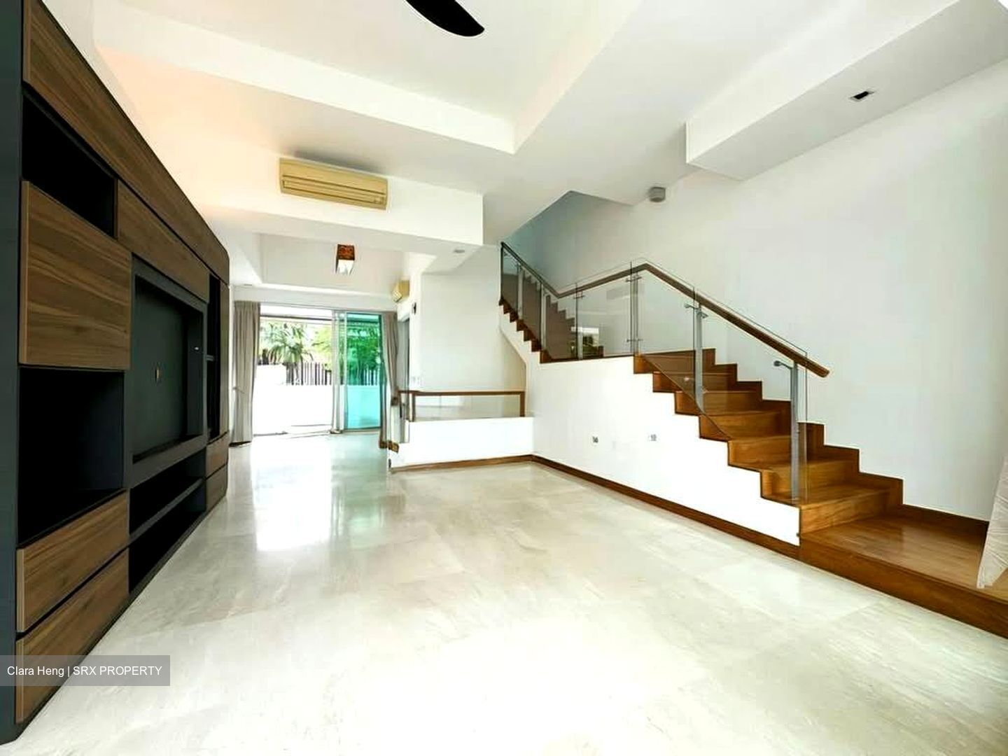 Yio Chu Kang Road (D28), Terrace #587890041